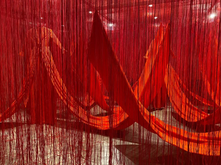 CHIHARU SHIOTA–塩田千春
